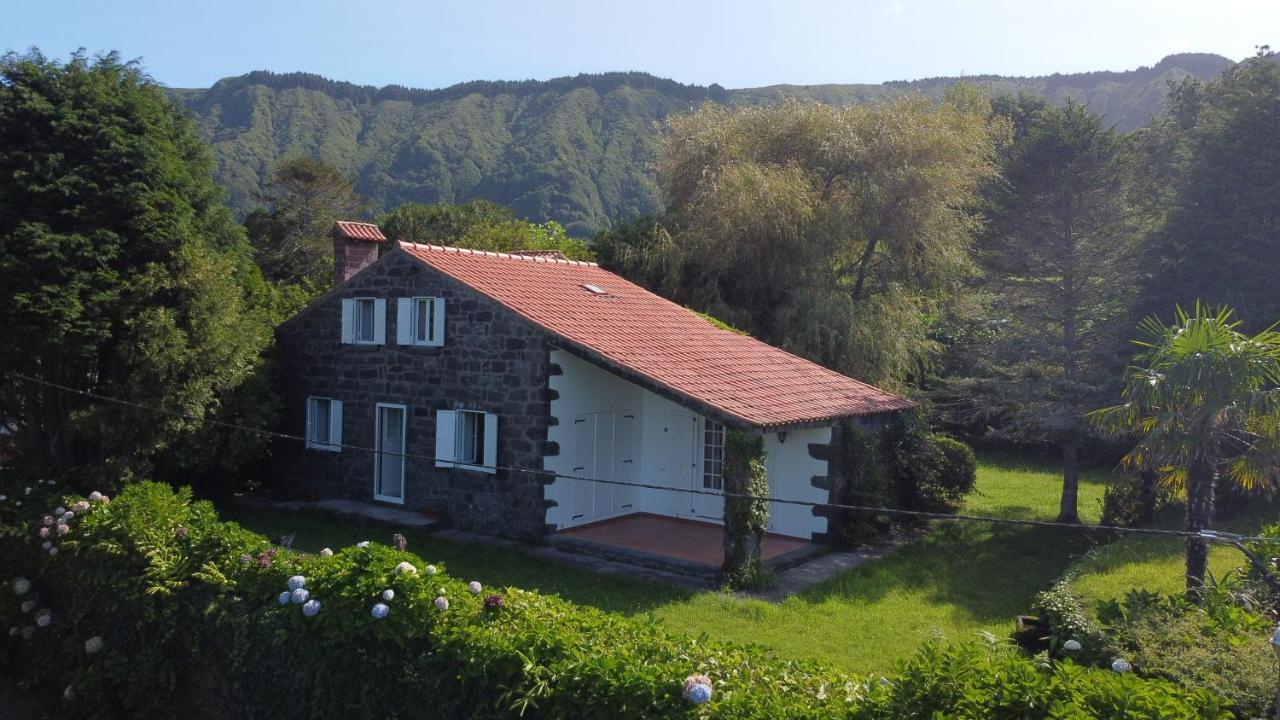 Stone House - Sete Cidades Villa Exterior photo